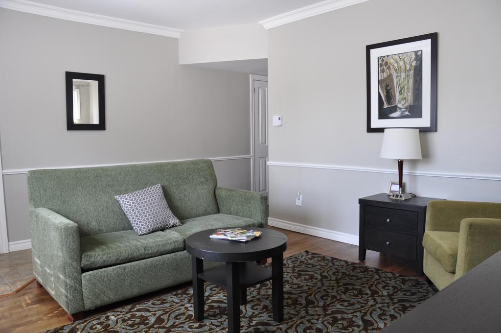 Moncton Suites - Apartments Across Georges Dumont Ngoại thất bức ảnh