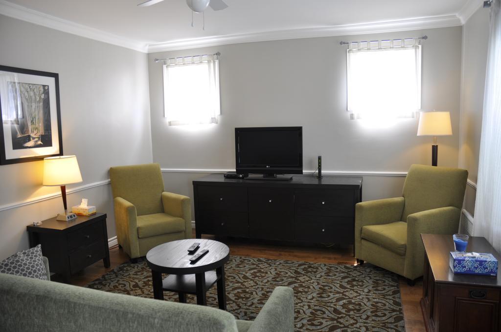 Moncton Suites - Apartments Across Georges Dumont Ngoại thất bức ảnh
