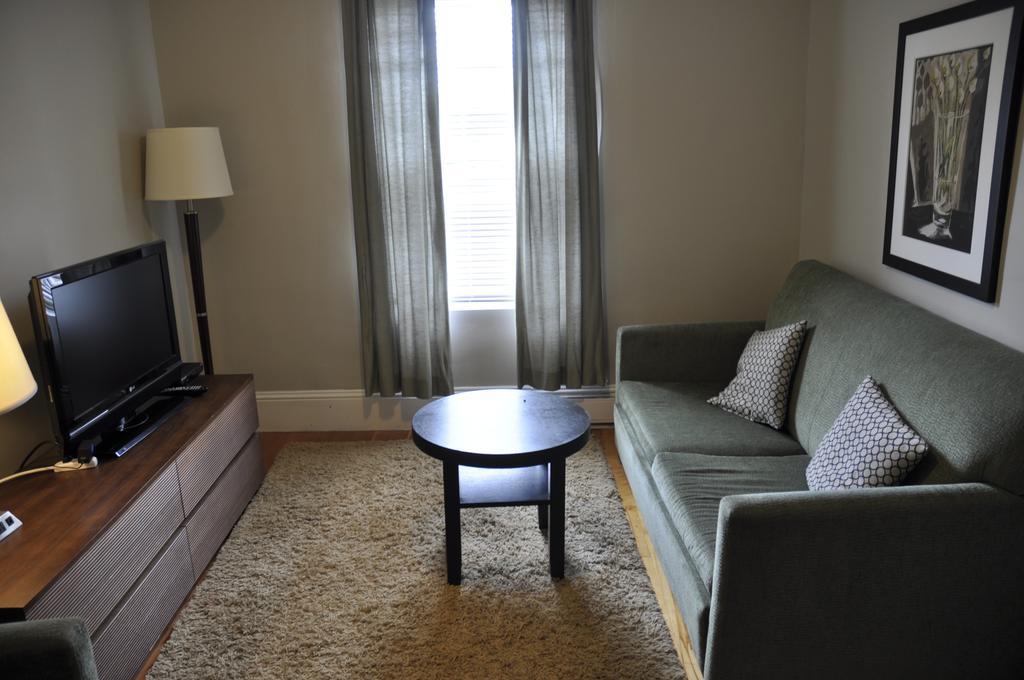 Moncton Suites - Apartments Across Georges Dumont Ngoại thất bức ảnh