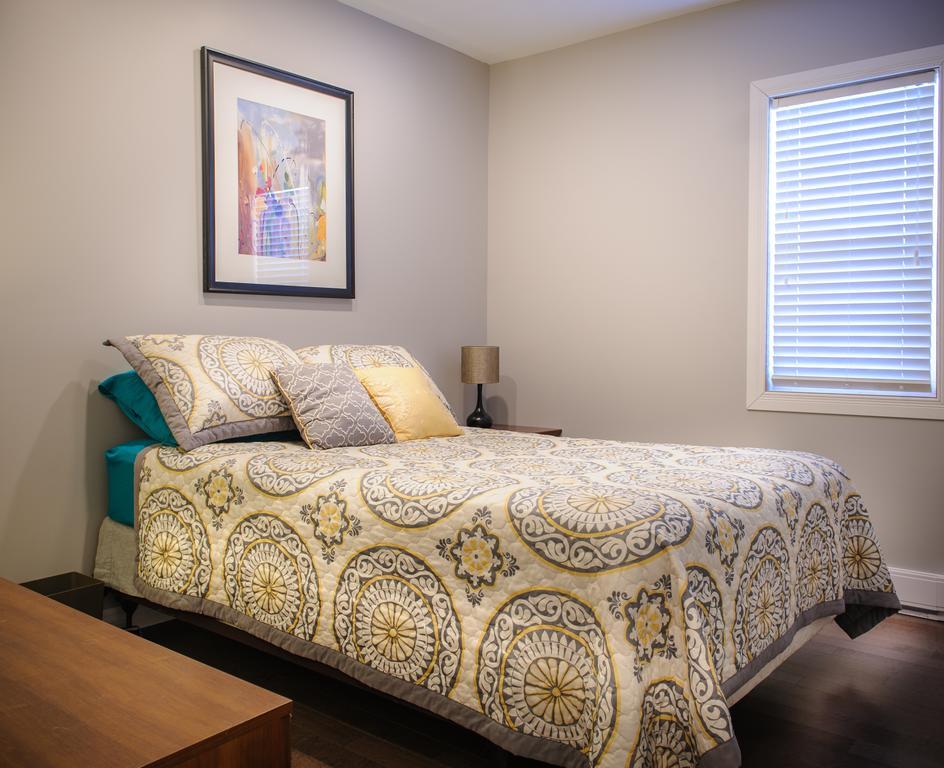 Moncton Suites - Apartments Across Georges Dumont Ngoại thất bức ảnh